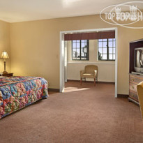 Days Inn Hollywood Near Universal Studios 