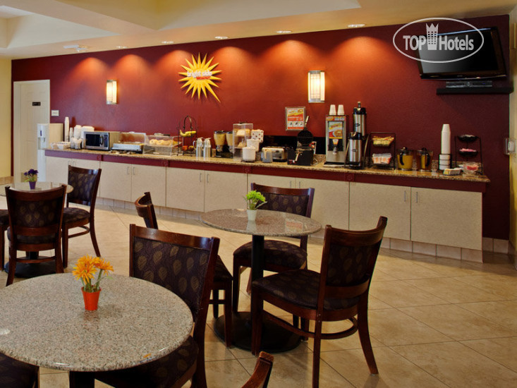 Новые добавленные фото туристов La Quinta Inn & Suites Hawaiian Gardens 3*