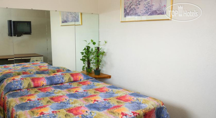 New photos from tourists Comet Motel 1*
