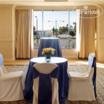 Crowne Plaza Redondo Beach & Marina