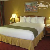 Holiday Inn Express Van Nuys 