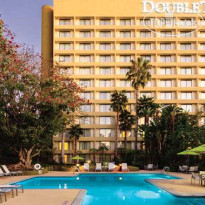 DoubleTree by Hilton Los Angeles Westside 