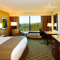 DoubleTree by Hilton Los Angeles Westside 