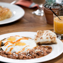 Lafayette Hotel, Swim Club & Bungalows 