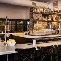 Lafayette Hotel, Swim Club & Bungalows 