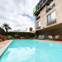 Holiday Inn Express San Diego Sea World Area 