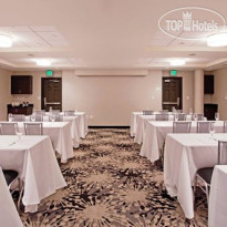 Holiday Inn Oceanside Marina 