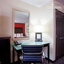 Holiday Inn Oceanside Marina