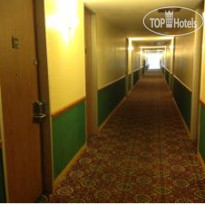 Best Western Orlando West Коридор