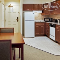 Staybridge Suites Orlando Airport South Кухня