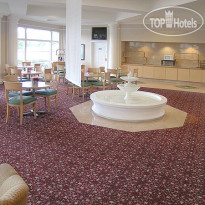 La Quinta Inn & Suites Orlando Airport North 