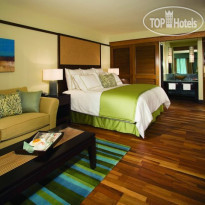 International Plaza Resort & Spa 