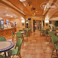 Holiday Inn Express Hotel & Suites Orlando Lake Buena Vista East