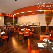 Renaissance Orlando Airport Hotel by Marriott 