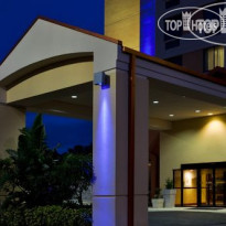 Holiday Inn Express Hotel & Suites Nearest Universal Orlando