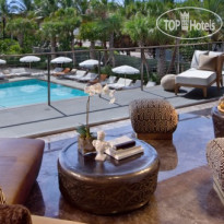 SLS Hotel South Beach