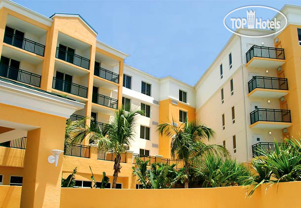 Hotelier's photos Courtyard By Marriott Miami Dadeland 3*