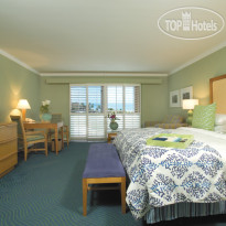 The Naples Beach Hotel & Golf Club 