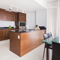 Sky City at Icon Brickell 