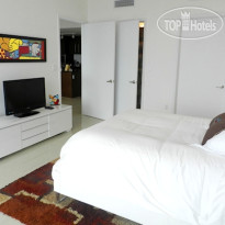 Sky City at Icon Brickell 