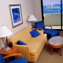 Sheraton Bal Harbour Beach Resort (закрыт)