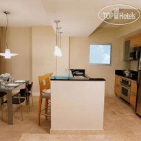 Le Meridien Sunny Isles 
