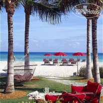 Acqualina Resort & Spa 