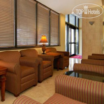 Comfort Suites Airport & Cruise 