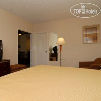 Comfort Suites Airport & Cruise 
