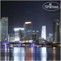 DoubleTree Grand Biscayne Bay 