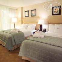 Gallery One - A Doubletree Guest Suites 