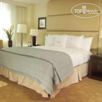 Gallery One - A Doubletree Guest Suites 