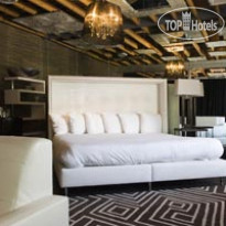 Chesterfield Hotel & Suites