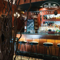 Chesterfield Hotel & Suites