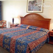 Holidays Golden Glades Boutique 