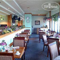 Holidays Golden Glades Boutique 