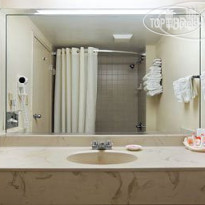 Howard Johnson Plaza Miami Airport 