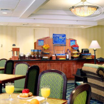 Holiday Inn Express Hotel & Suites Plantation