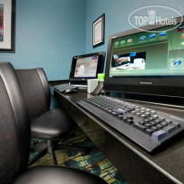 SpringHill Suites Miami Airport South Бизнес-центр