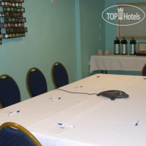 Rodeway Inn & Suites Airport Cruise Port