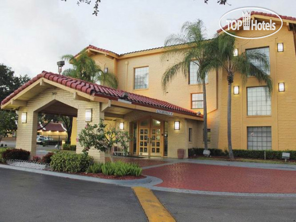 Hotel photo La Quinta Inn Miami Airport North 3*