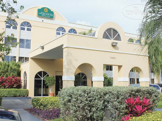 Hotel photo La Quinta Inn & Suites Miami Lakes 3*