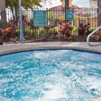 La Quinta Inn & Suites Ft. Lauderdale Airport