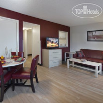 Red Roof Inn&Suites Naples 