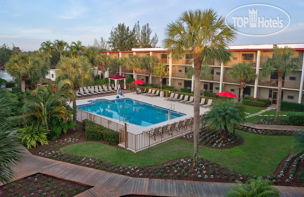 Hotel photo Red Roof Inn&Suites Naples 2*