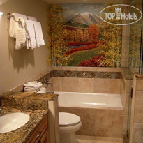 Aspen Square Condominiums 