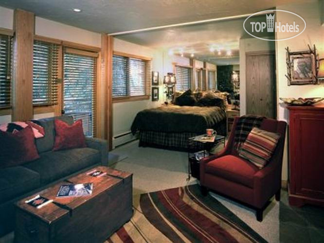 New photos from tourists Laurelwood Studios 4*