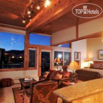 Manor Vail Lodge Гостиная в номере