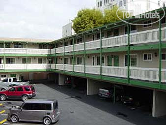 Travelodge by the Bay