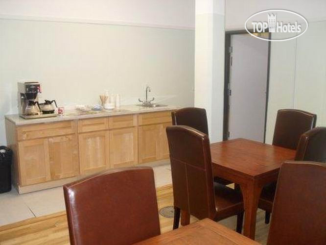 Hotelier's photos Americas Best Value Inn & Suites Union Square 2*